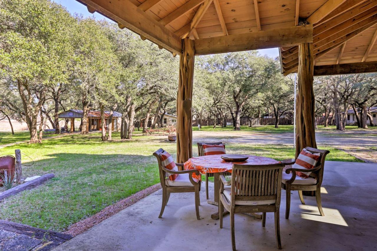 Riverfront Blanco Home With Shaded Porch And Hot Tub Εξωτερικό φωτογραφία